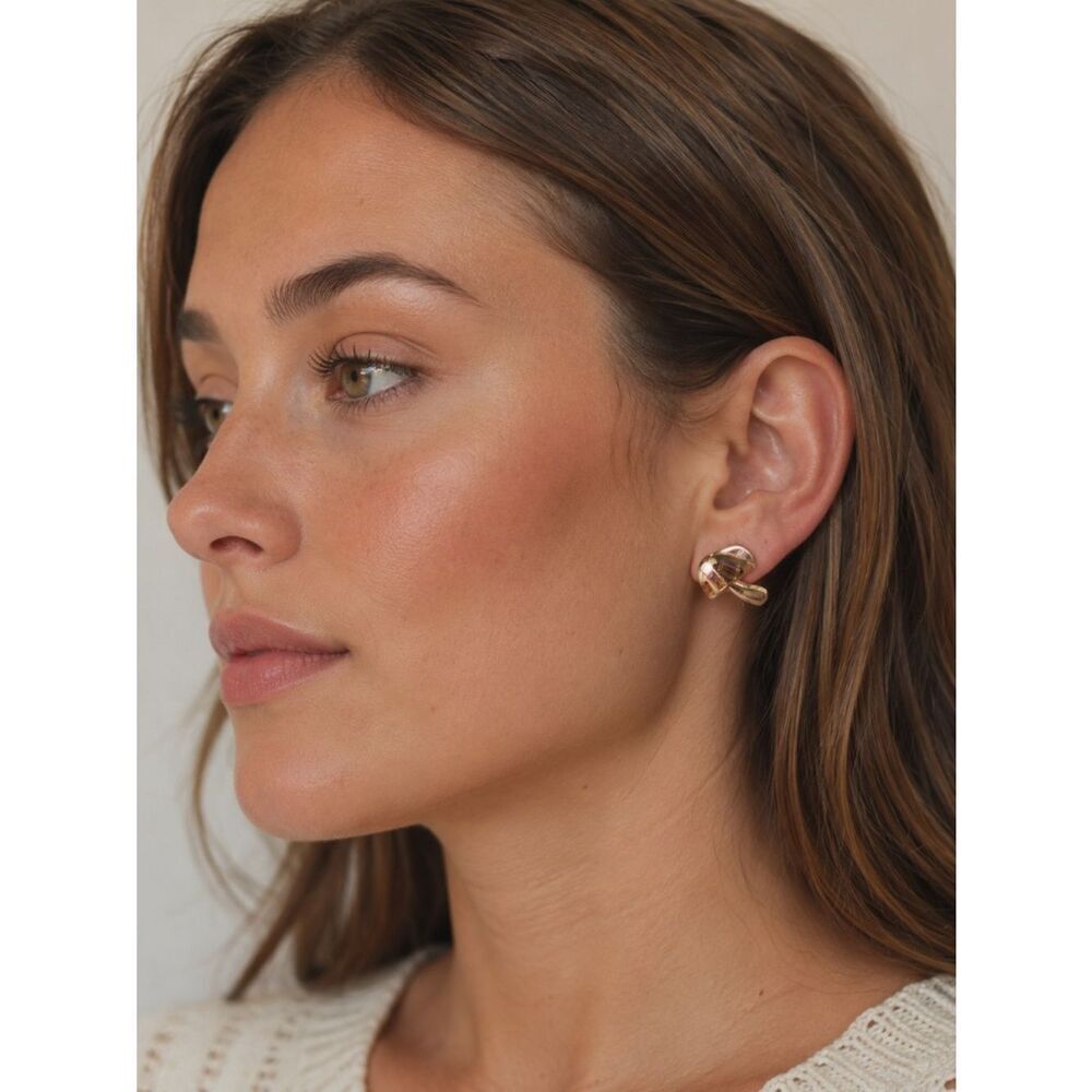 Mushroom stud earrings N428